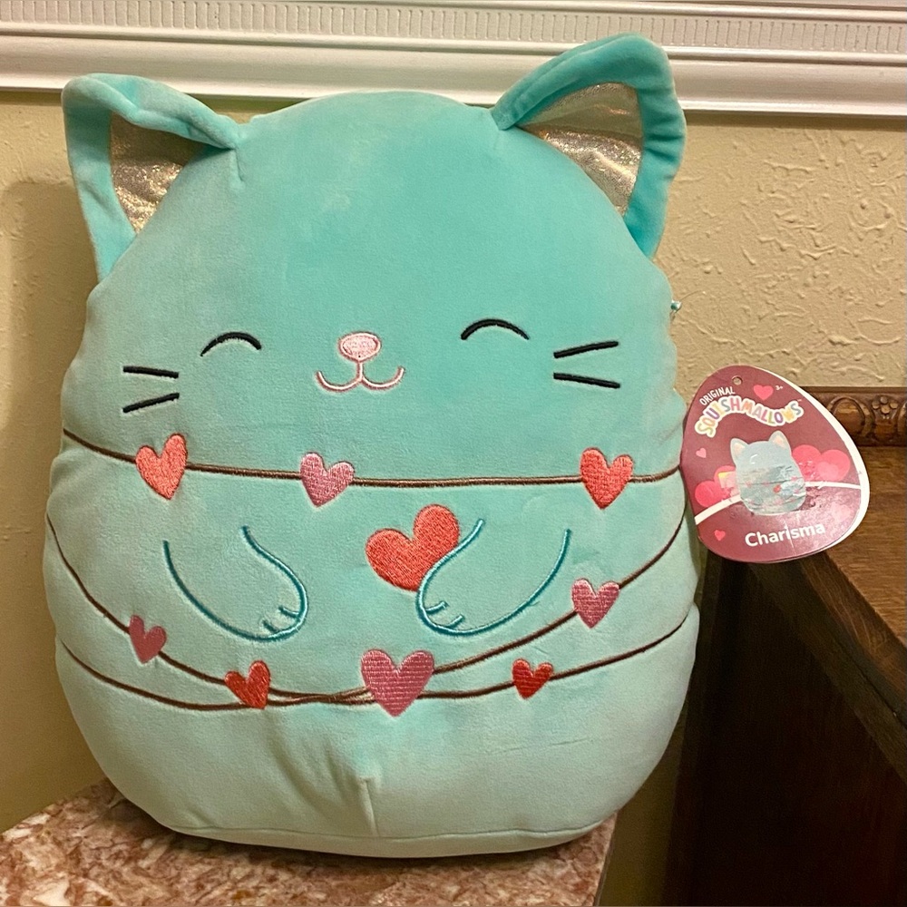 Charisma Squishmallow Aqua Cat Plush with Heart Details; Valentines; RARE, new.